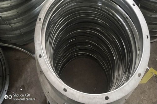 專業(yè)管道解決方案 重慶銅梁大潤(rùn)風(fēng)管老廠的法蘭風(fēng)管制作與螺旋風(fēng)管安裝服務(wù)